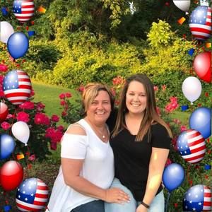 Meet your Posher, Lori